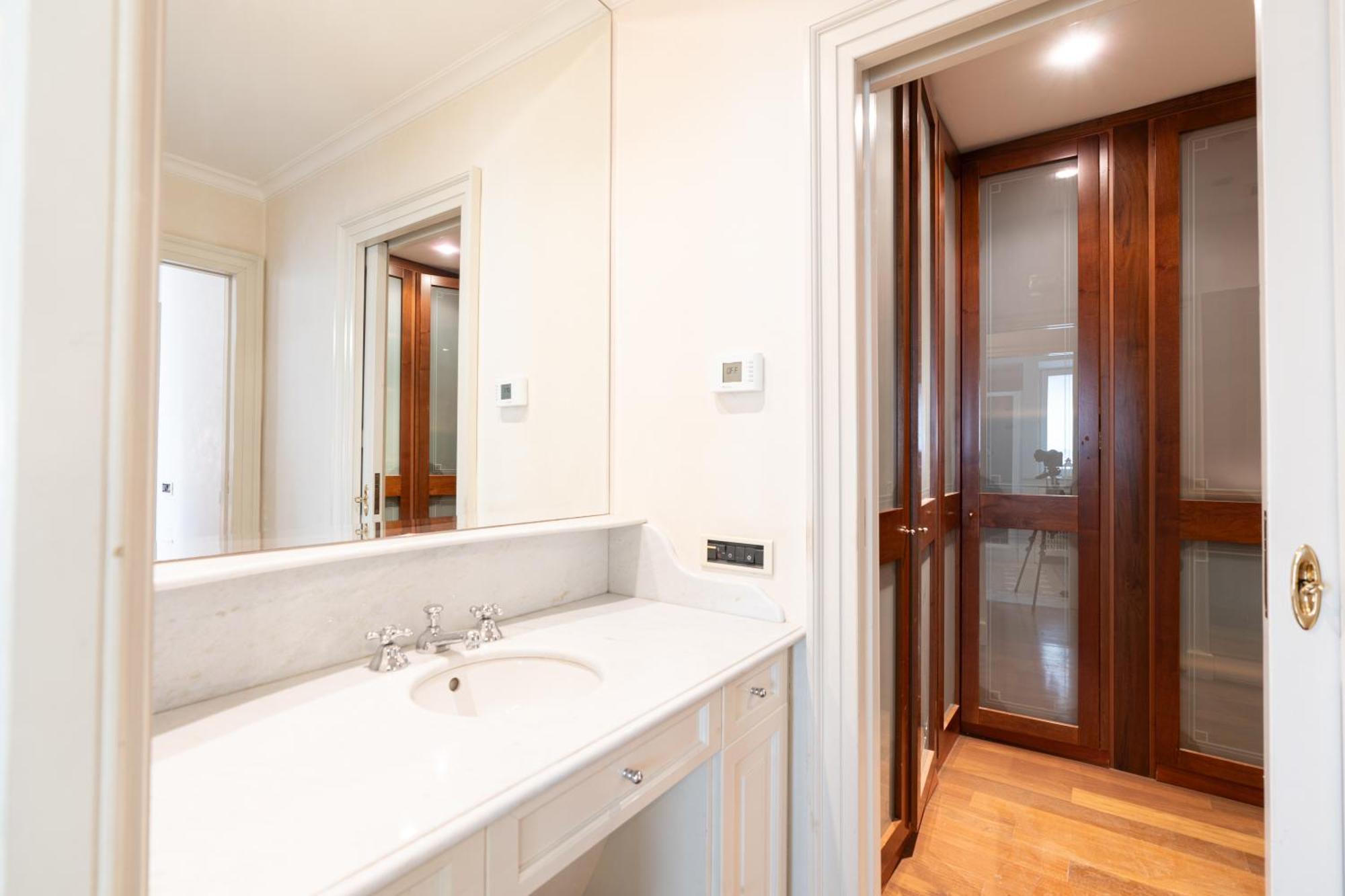 B&B Frida Suite Home Trani Extérieur photo
