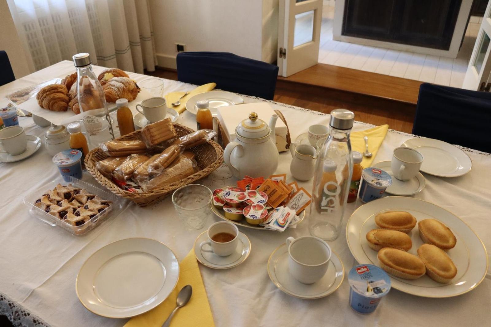 B&B Frida Suite Home Trani Extérieur photo